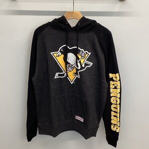 Mitchell & Ness Pittsburgh Penguins Heather Black Distressed Logo Hoodie